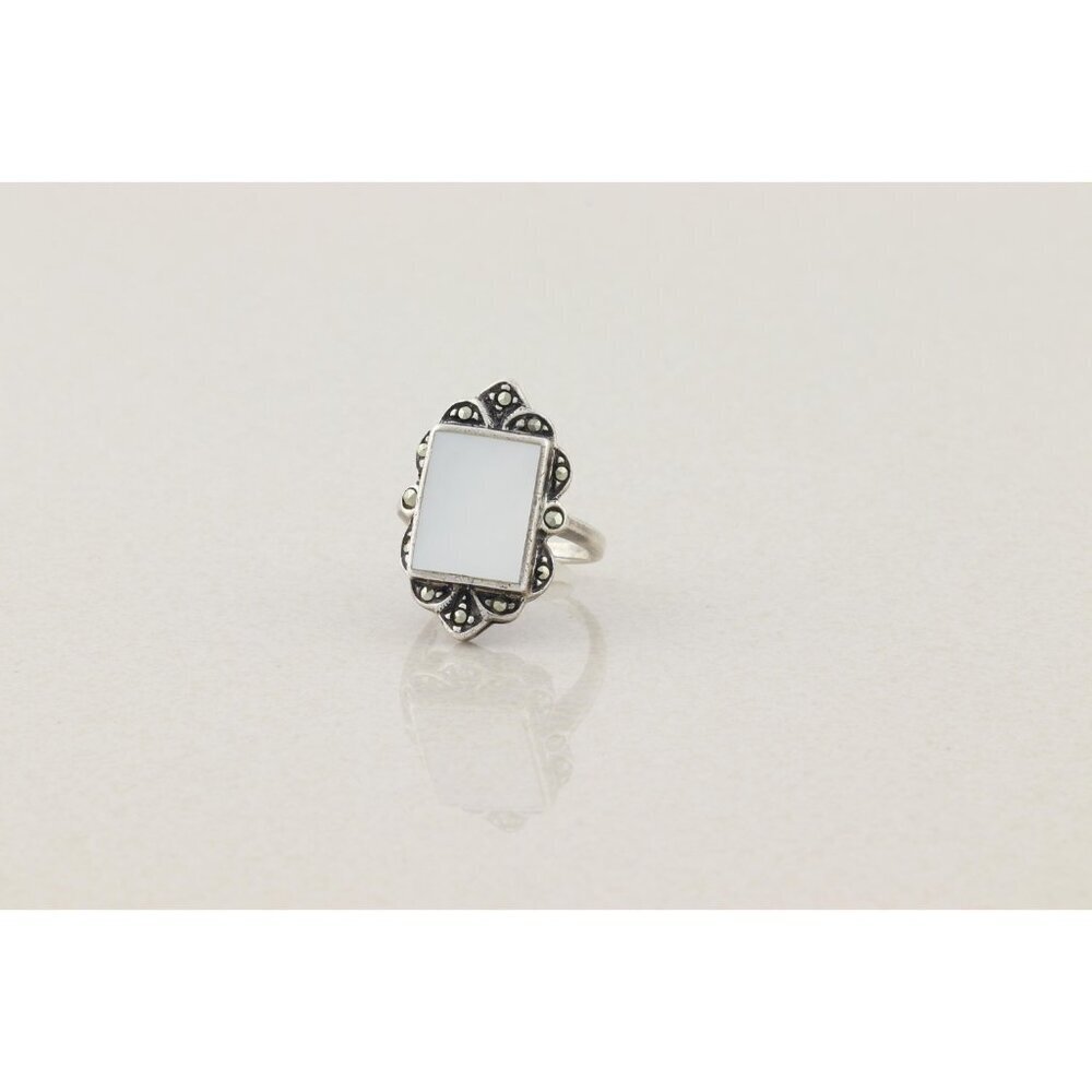 Sterling Silver Mother of Pearl and Marcasite Ring Size 6 1/2 - Picture 4 of 7